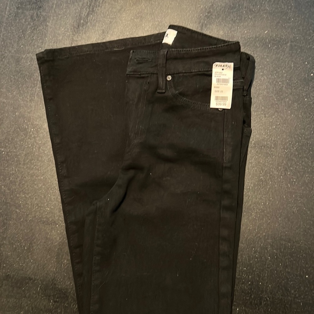 Tilly’s black 23 high rise flare